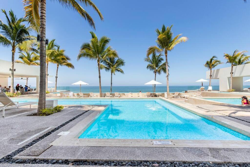 Harbor 7010 By Moikkarentals Beachfront 600Mb Wifi Puerto Vallarta Exteriör bild